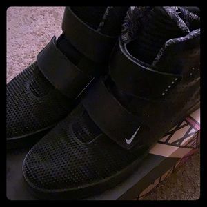 Men’s sneaker - Nike Flystepper PRM QS